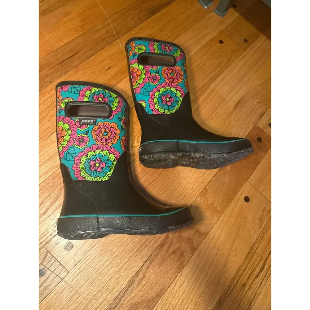 BOGS Pansies Rain Boots Youth Girls Size 1 Floral Waterproof Rubber Boots